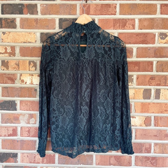 Cable & Gauge Dark Green Lace Long Sleeve Top Blouse Size Small - Picture 4 of 8
